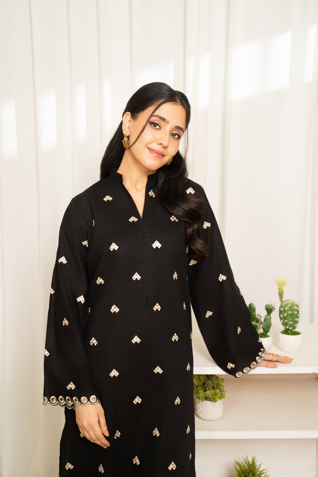 Noir Zahra 2Pc (30% OFF)